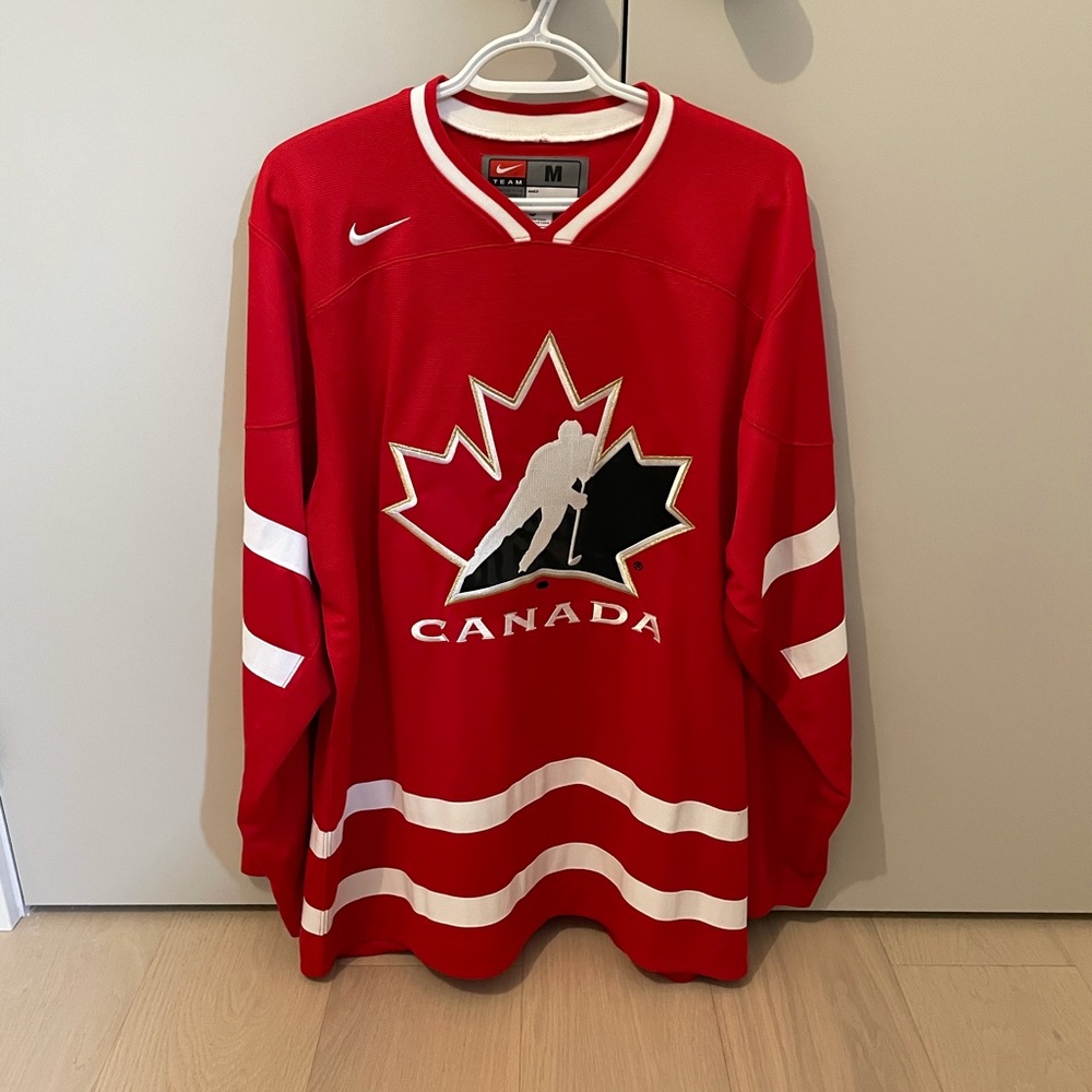 Nike hockey Canada jersey iihf (MEDIUM)